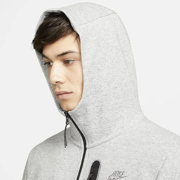Nike Sportswear Tech Fleece Full Zip Hoodie. Brand New. Mens Size: L - 2XL. - Picture 10 of 10